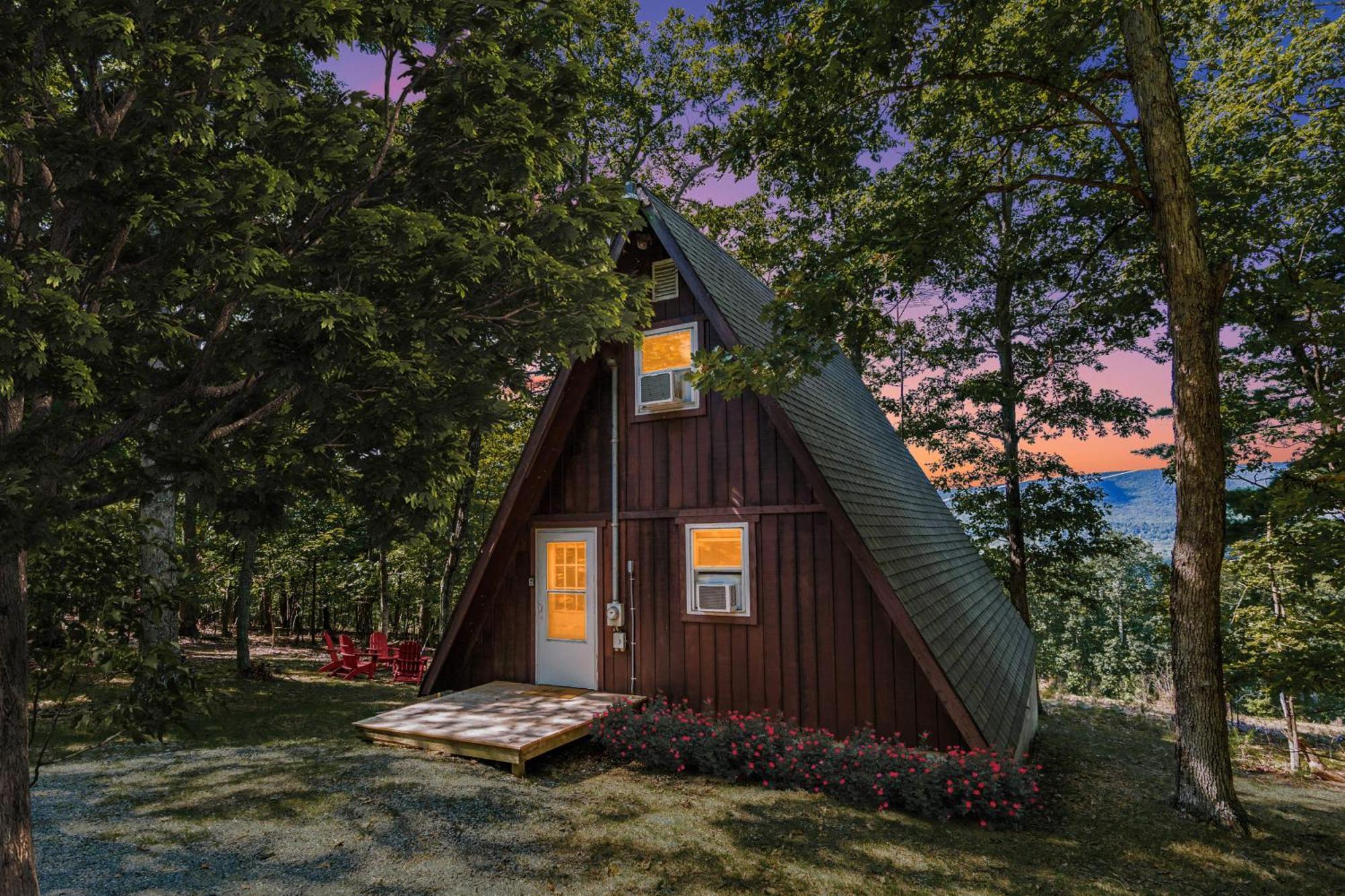 Great Views! A-Frame W Hot Tub, Grill & Fire Pit Villa Morton Grove Eksteriør billede