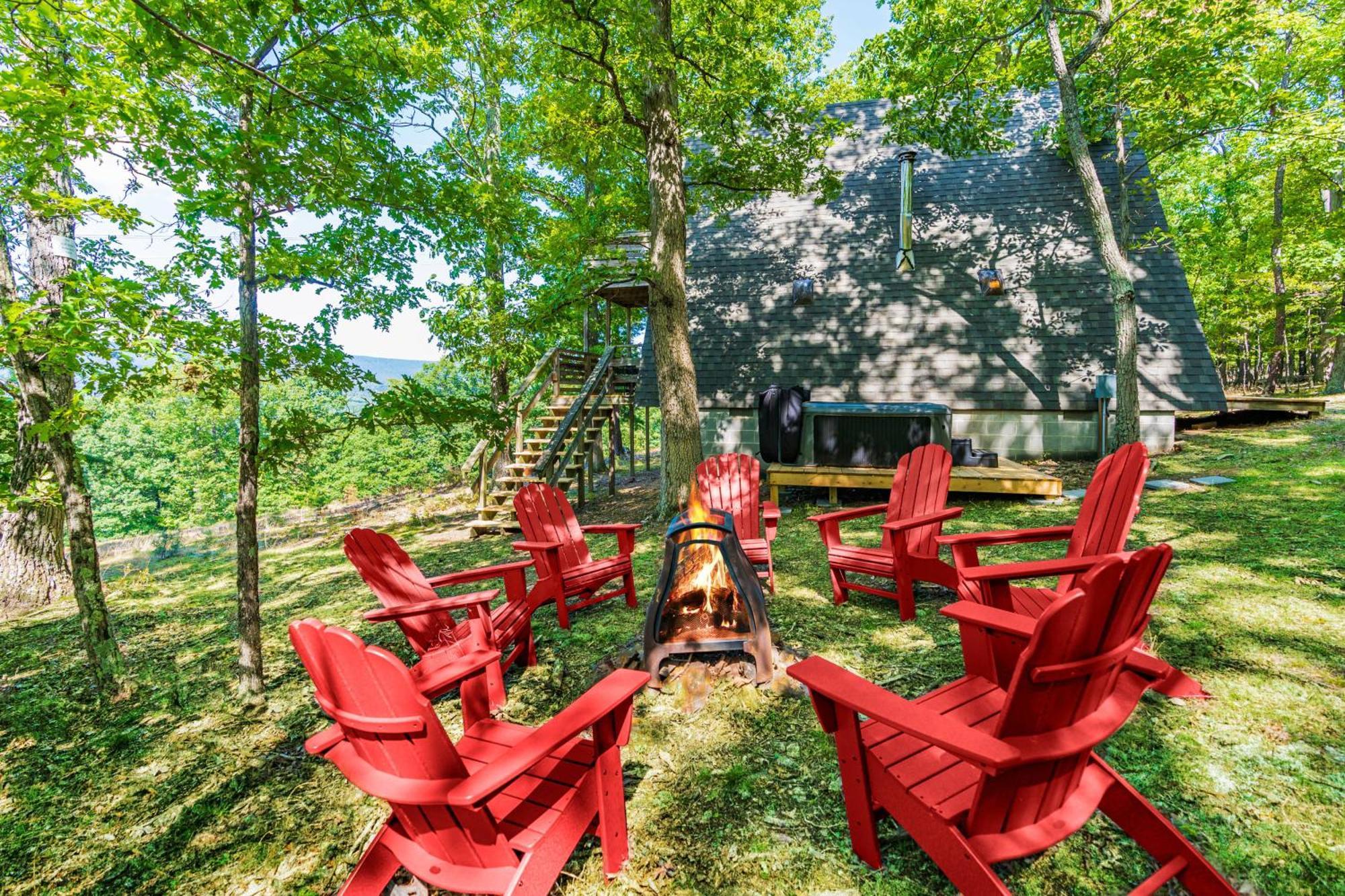 Great Views! A-Frame W Hot Tub, Grill & Fire Pit Villa Morton Grove Eksteriør billede